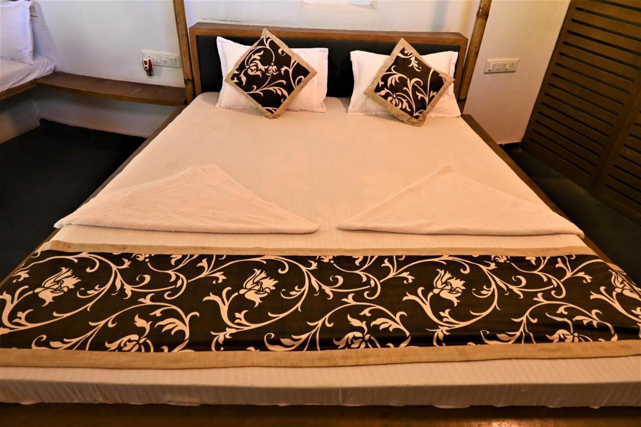 Amraness Luxury Resort Sasan Gir Exteriör bild