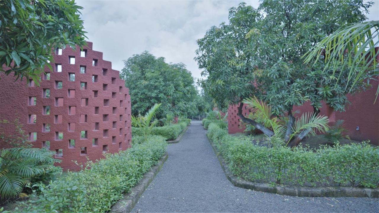 Amraness Luxury Resort Sasan Gir Exteriör bild