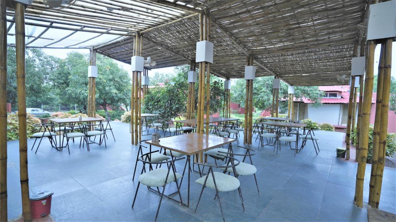 Amraness Luxury Resort Sasan Gir Exteriör bild
