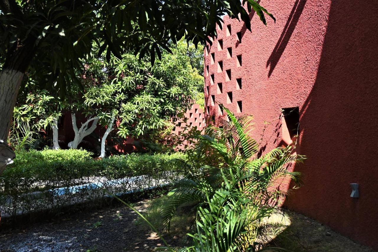 Amraness Luxury Resort Sasan Gir Exteriör bild