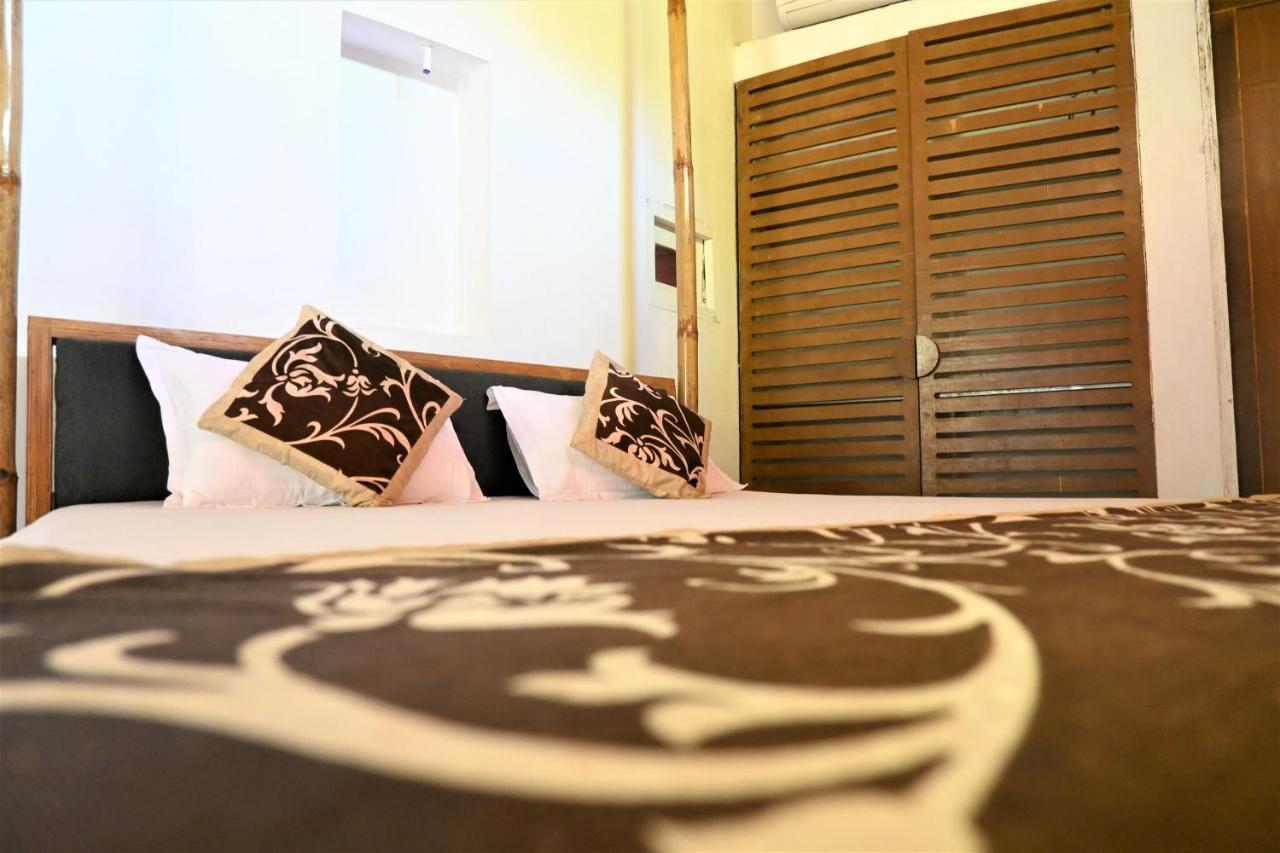 Amraness Luxury Resort Sasan Gir Exteriör bild